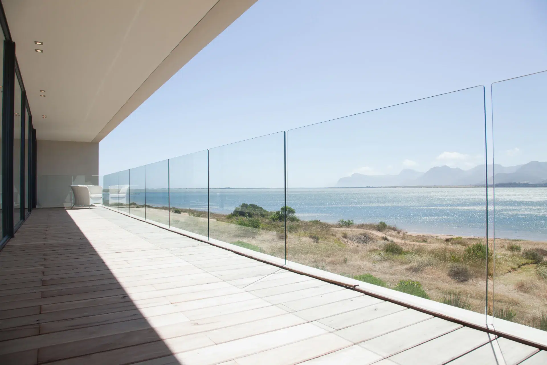 VLX 120 Glass Railing System in West Park, FL | Sightline Windows & Doors West Park - detail 1